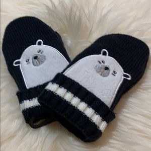 Polar bear mittens
